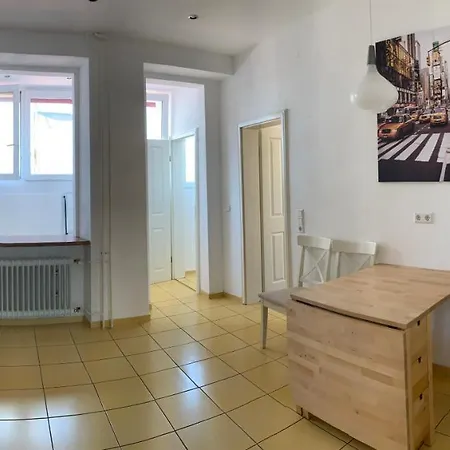 Citynahes Apartment Fuer Die Ganze Familie Oder Gruppen In Ruhiger Lage Freiburg im Breisgau Exterior photo
